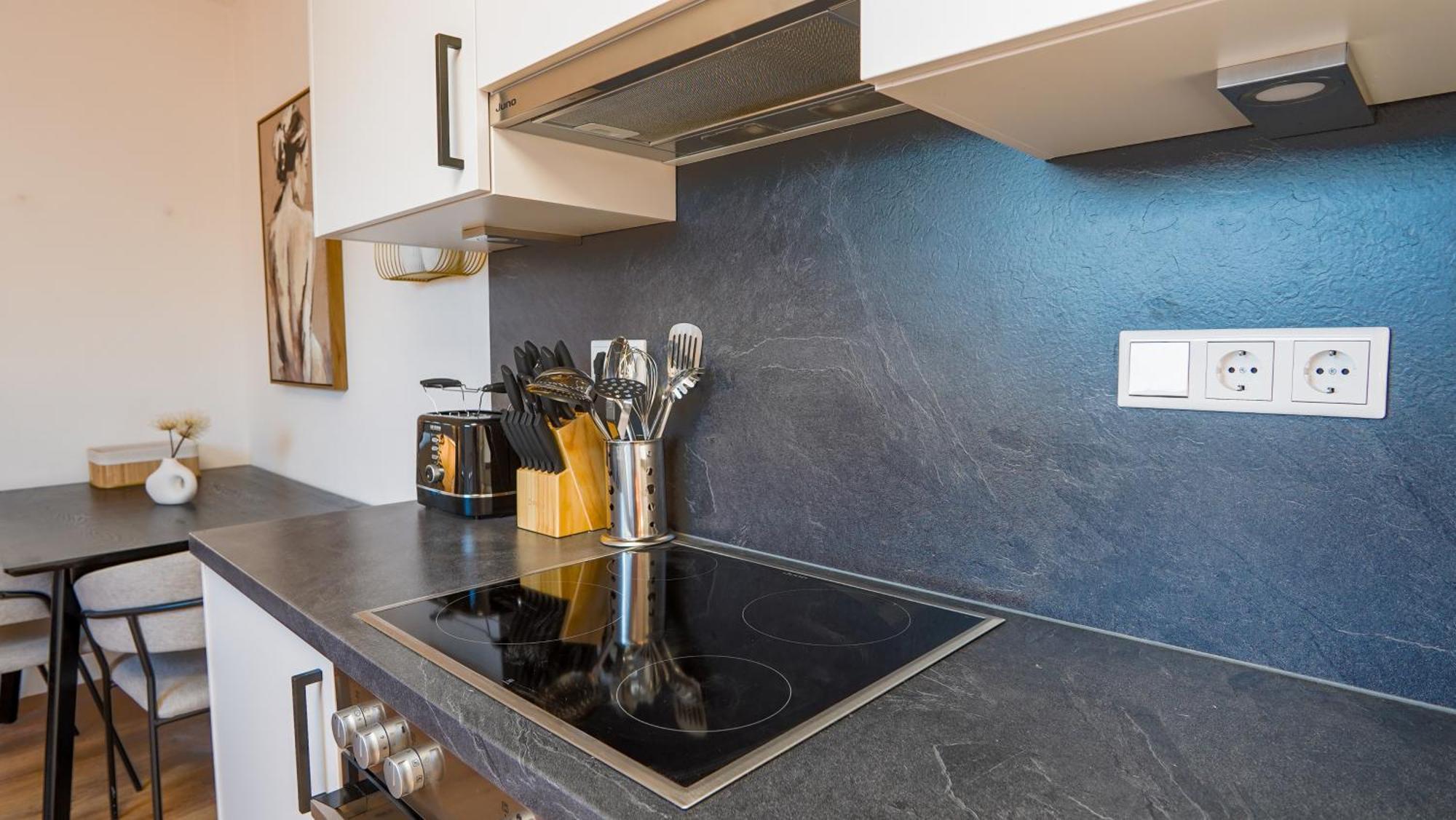 Komfort - Komplette - Parkplatz - Wlan Apartment